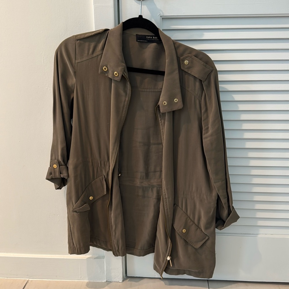 Zara Collections XS Army Green Light Jacket